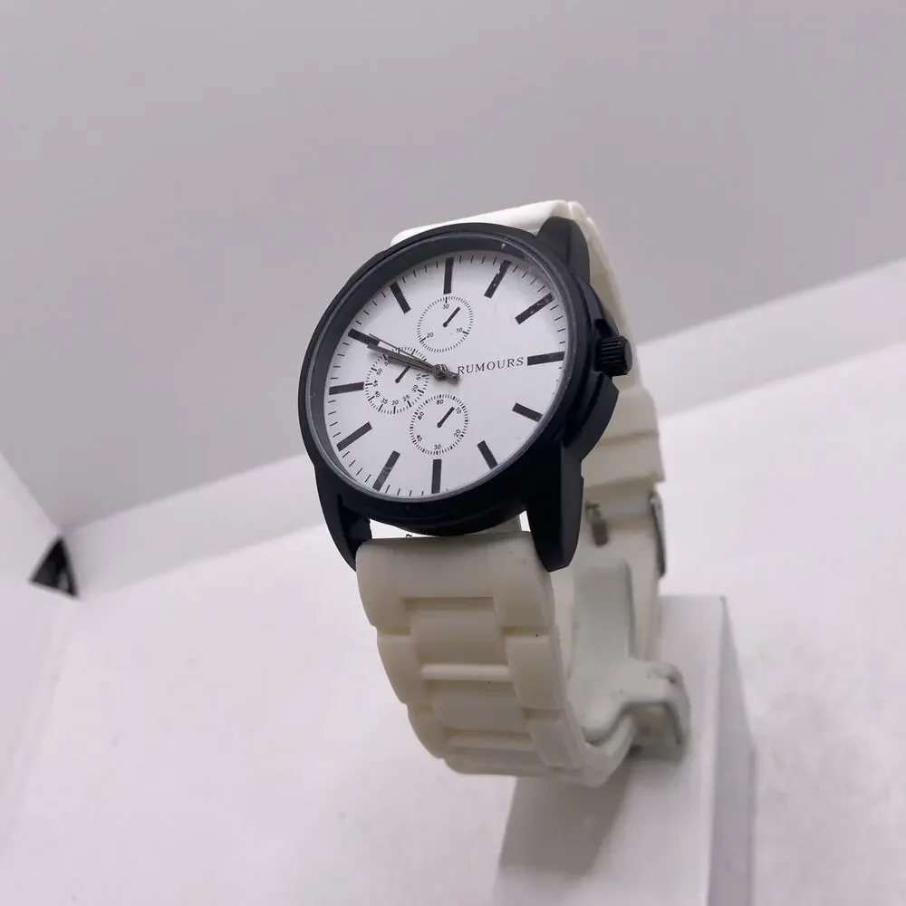 Rumours Unisex White Rubber Watch New Battery